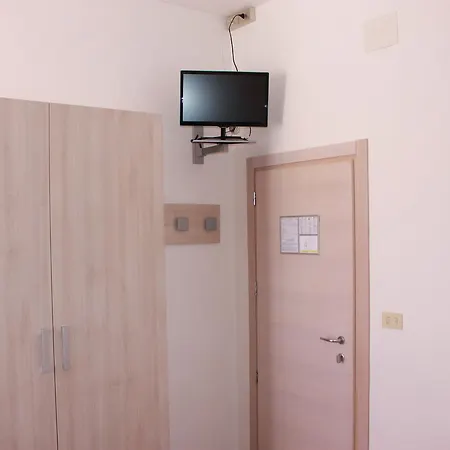 Hotel Susanna 2*